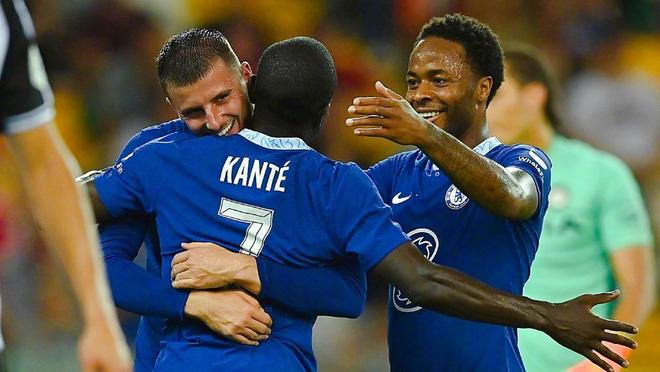 8-2背后惊心动魄！国乒六连胜险象环生，勒布伦兄弟如何撕开中国队防线？