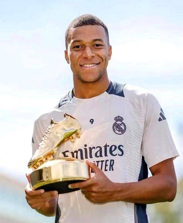 铜梁龙祝贺海港三连冠：你们展现了王者之师应有的底蕴与风范