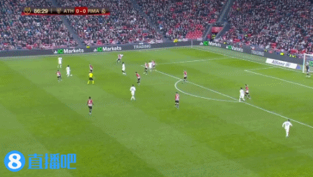 官方：因球迷对阿奇姆彭的歧视言行，成都蓉城被罚款50万元